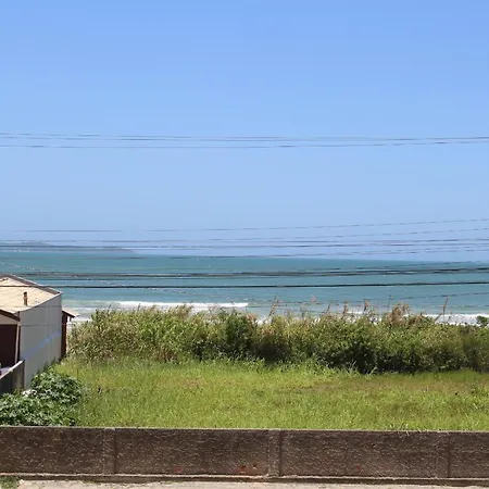 Praia De Mariscal A 50 Metros Do Mar Bombinhas Exterior photo
